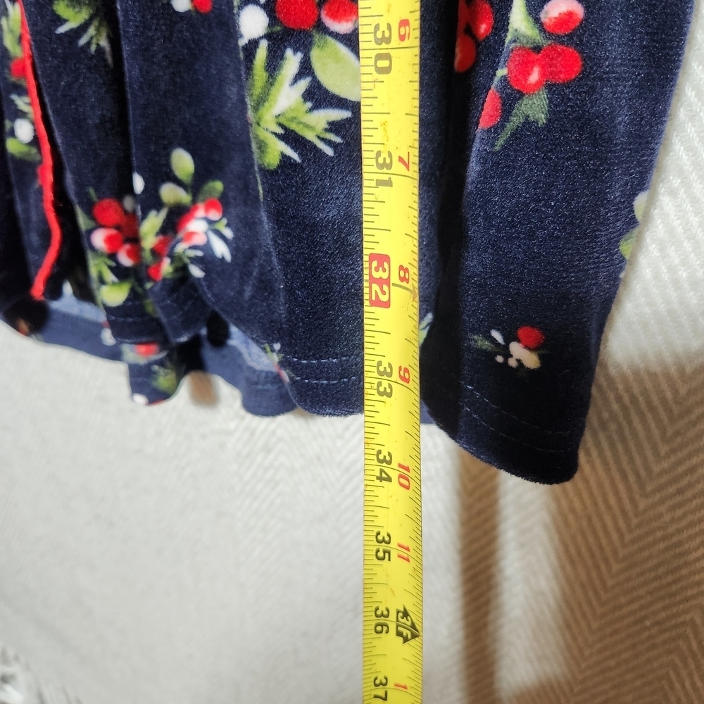 Vintage Laura Ashley 1X Floral Navy Nightgown Christmas Berries Winter - Picture 7 of 9